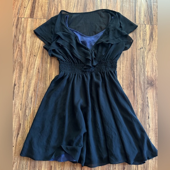BCBG GENERATION RUFFLE DRESS - Picture 3 of 4